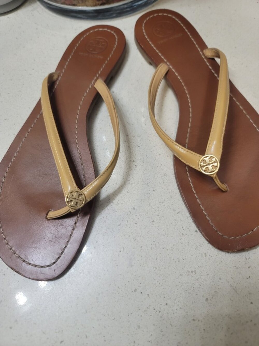 Tory Burch Women's Terra Thong Flip-Flop Sandals Sz 10 M Nude Brown - Picture 4 of 6